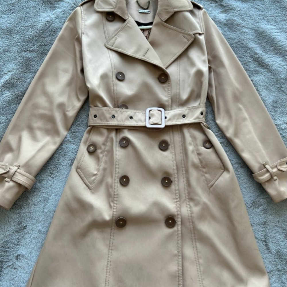 Tan Trenchcoat